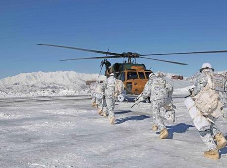 Mehmetçik, Zorlu Hava Koşullarında Hudut Emniyetini Sağlıyor